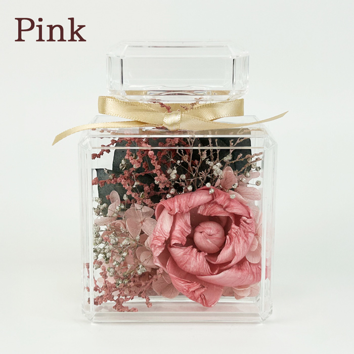 喜寿祝い メッセージラベル付き香水瓶にアレンジしたソラフラワー